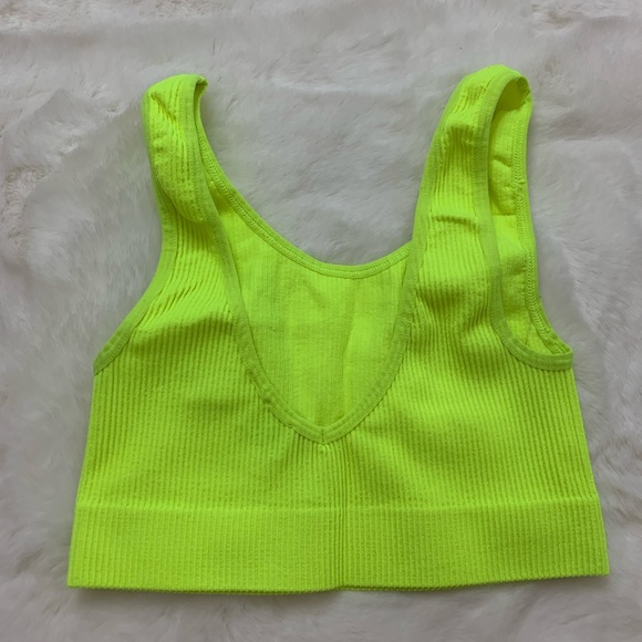 Aritzia Crop Tank Top - Picture 2 of 3